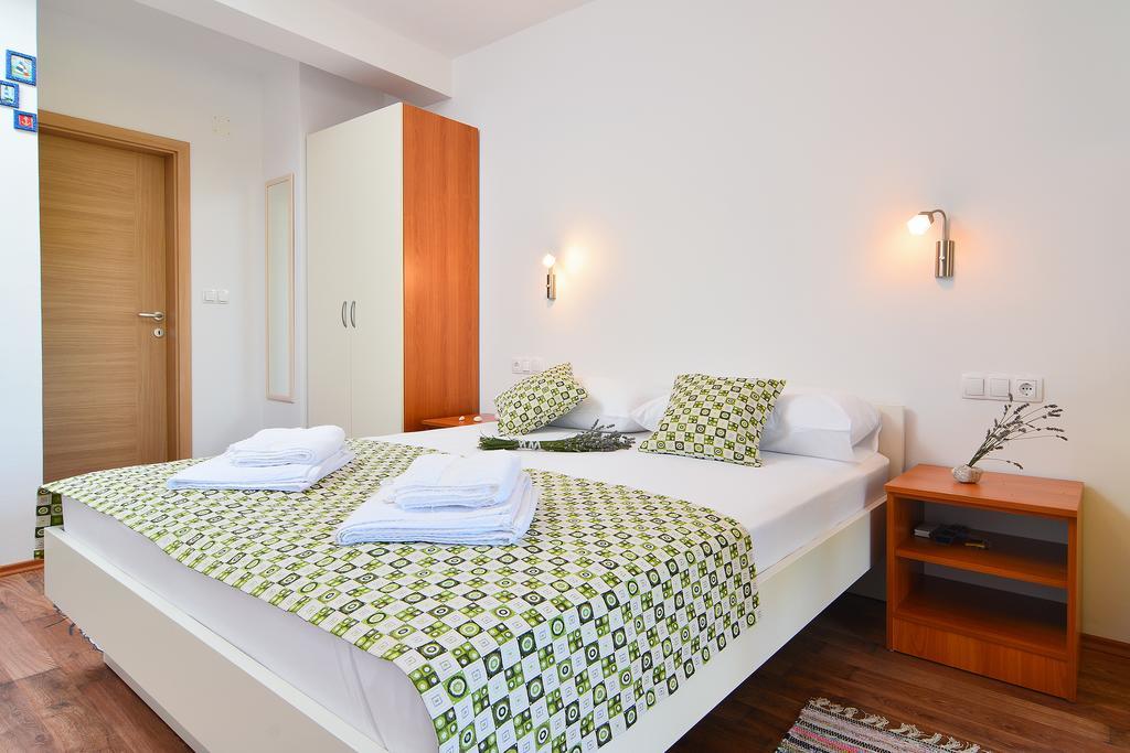 Apartments Juka Đảo Hvar Ngoại thất bức ảnh